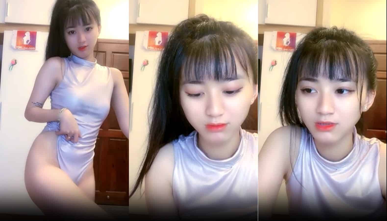 Em gái xinh miền tây live khoe hàng - phimsex